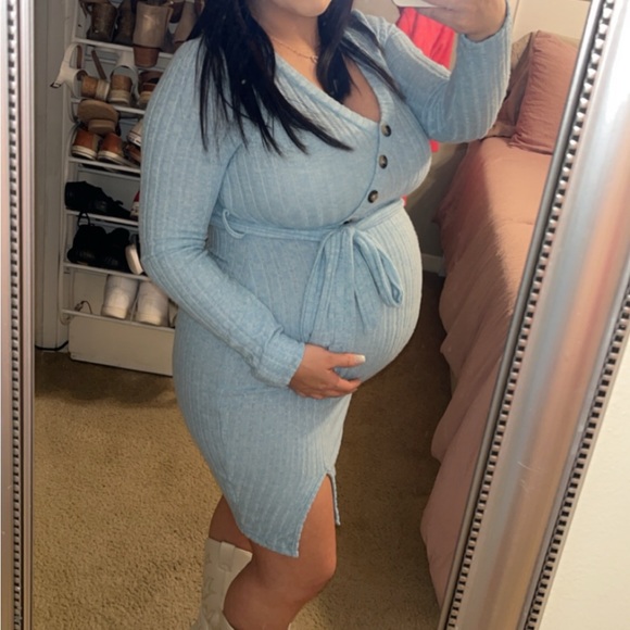 Maternity Dresses - Picture 8 of 8
